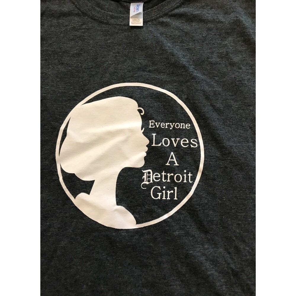 Everyone loves a detroit Girl T Shirt - Picture 2 of 3
